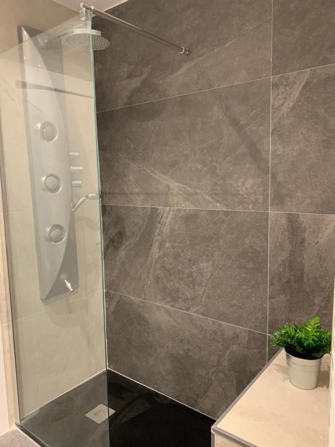 Apartamentos Santullano 1 Οβιέδο Εξωτερικό φωτογραφία